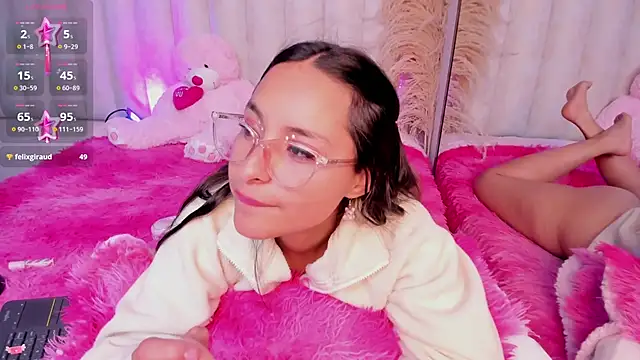 Annie  2 online show from 10.11.25