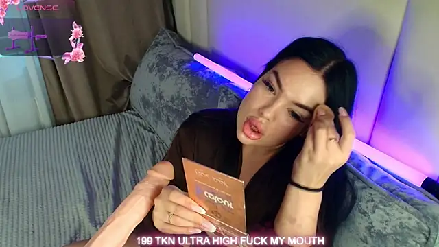 katerine Monroe online show from 09.09.25