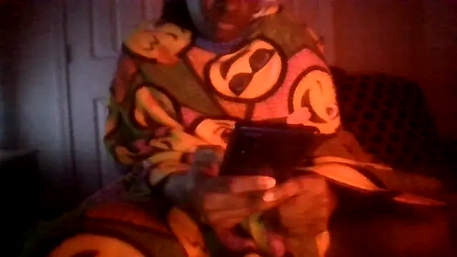 Snapshot of prettymaa chatting on 09.28.25 prettymaa online show from 09.28.25