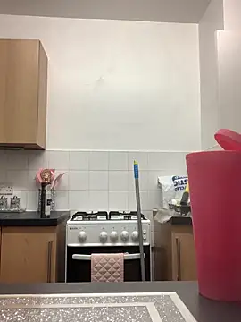 Snapshot of Goldiebaby chatting on 10.31.25 Goldiebaby online show from 10.31.25