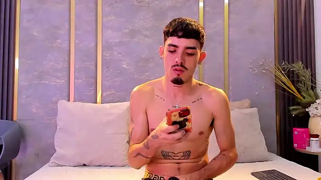 NikoStone  online show from 10.15.25