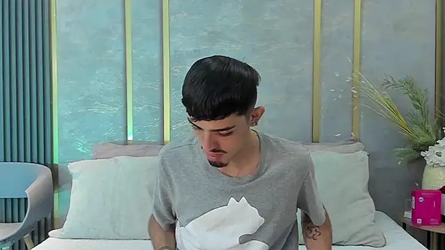 NikoStone  online show from 10.18.25