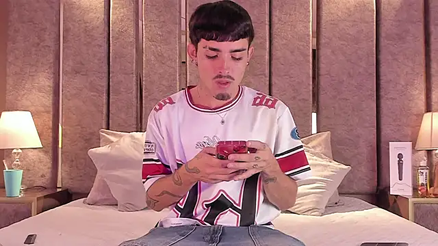 NikoStone  online show from 04.14.26