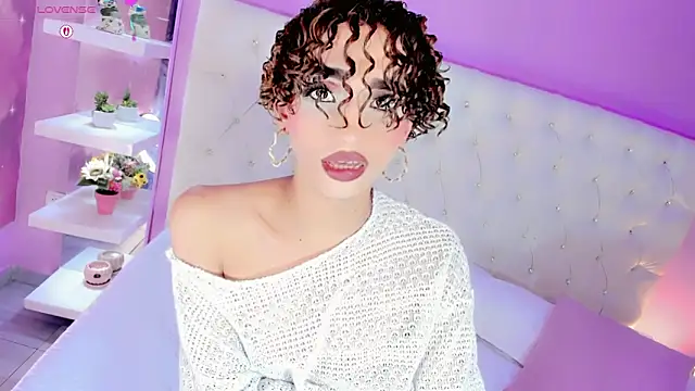 Snapshot of Nauthy_girl chatting on 05.31.26 Nauthy girl online show from 05.31.26
