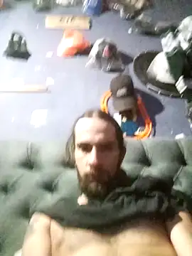 hairy mannn online show from 03.15.26