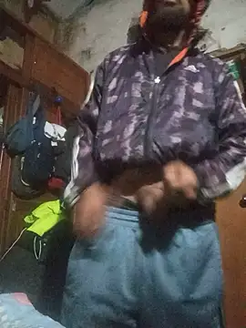 hairy mannn online show from 06.17.26