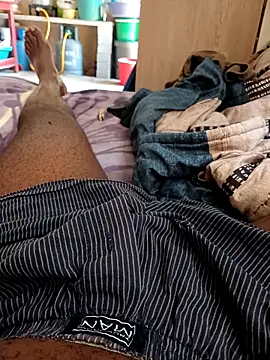 Snapshot of MPHOZA444 chatting on 11.13.25 MPHOZA444 online show from 11.13.25