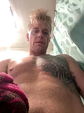 DILFiGuess11 online show from 09.16.25