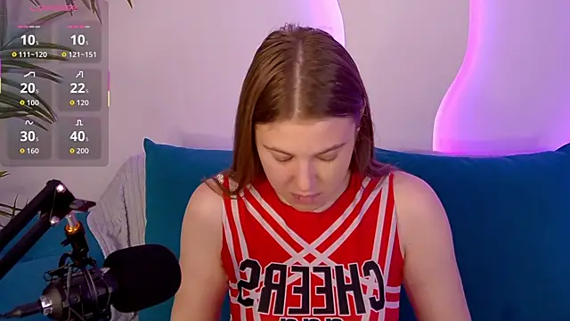 MelanieHenders online show from 10.05.25