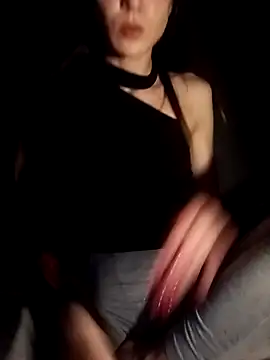 Snapshot of Laaiyla chatting on 11.16.25 Laaiyla online show from 11.16.25