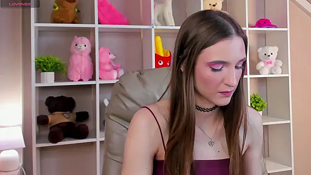 Alisha Green online show from 10.17.25