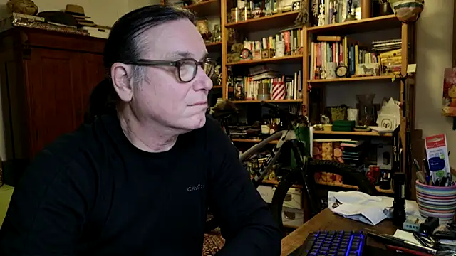 Snapshot of Jack_Beaulieu chatting on 12.01.25 Jack Beaulieu online show from 12.01.25