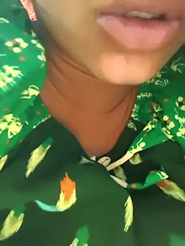 Snapshot of telugu_roja_099 chatting on 10.09.25 telugu roja 099 online show from 10.09.25