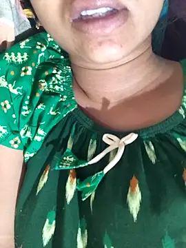 Snapshot of telugu_roja_099 chatting on 10.12.25 telugu roja 099 online show from 10.12.25