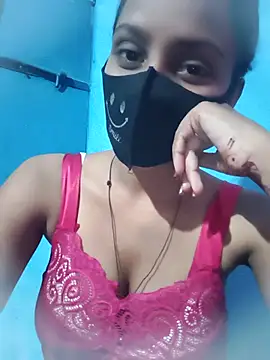 posewith online show from 09.15.25