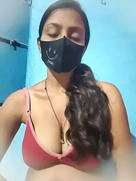 posewith online show from 09.30.25