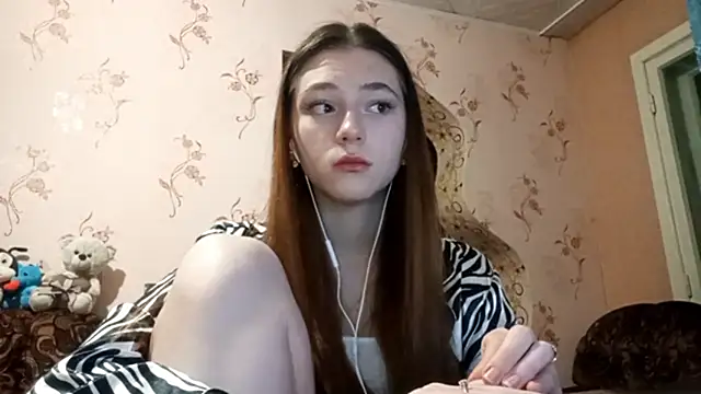 Sophiecuttie online show from 09.30.25