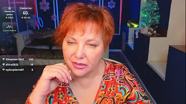 Kira Kenett online show from 12.15.25