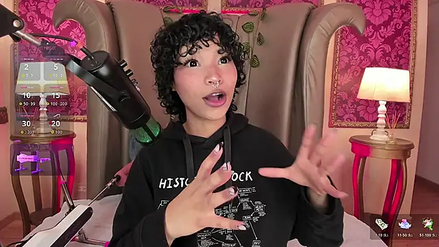 DaniCollinn  online show from 01.08.26