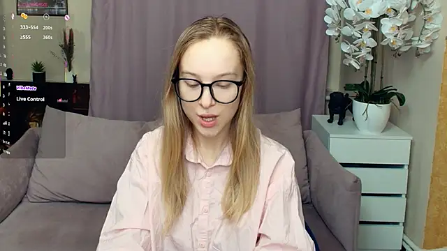 SoonMoor online show from 02.01.26