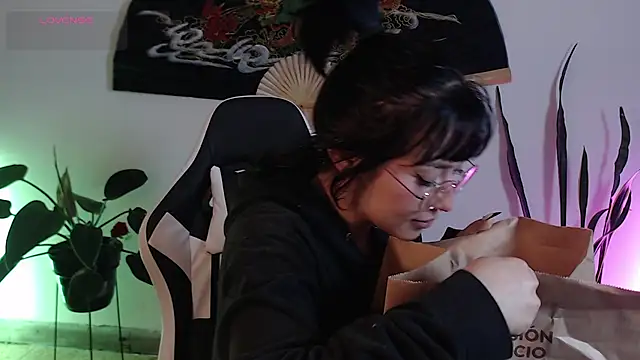 Ellyuwuw online show from 01.08.26