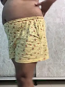 Snapshot of pooja_cam101 chatting on 09.26.25 pooja cam101 online show from 09.26.25