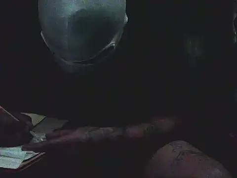 Snapshot of johnboones10 chatting on 09.16.25 johnboones10 online show from 09.16.25