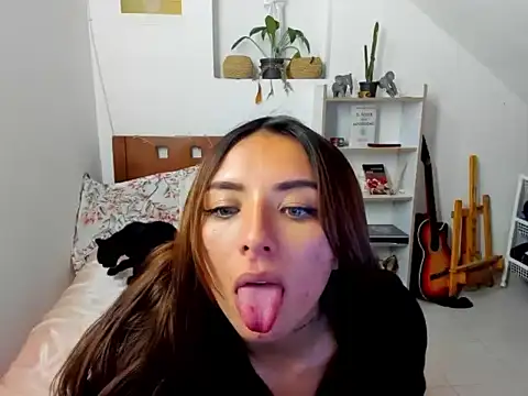 megan doll2123 online show from 12.16.25