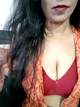 Snapshot of Deepa_Sharma143 chatting on 03.04.26 Deepa Sharma143 online show from 03.04.26