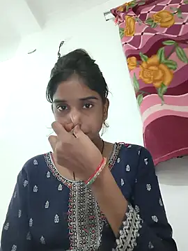 Hot-Soniya2 online show from 10.30.25