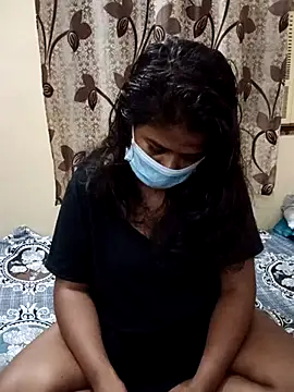 HAANNIAA online show from 11.05.25