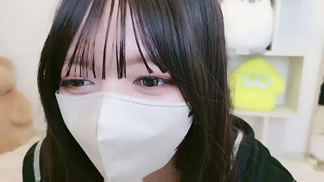 Snapshot of JP_Momo_o0 chatting on 10.15.25 JP Momo o0 online show from 10.15.25