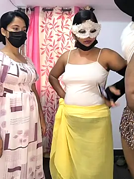 Family02 online show from 02.19.26