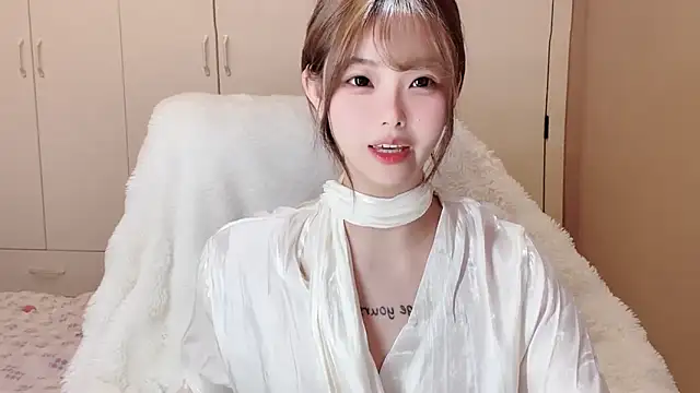 Snapshot of xiaoyugan-99 chatting on 02.27.26 xiaoyugan-99 online show from 02.27.26