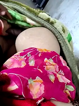 Snapshot of Hot_lali_555 chatting on 11.11.25 Hot lali 555 online show from 11.11.25