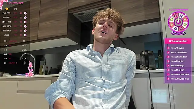 DominantAlex18 online show from 03.04.26