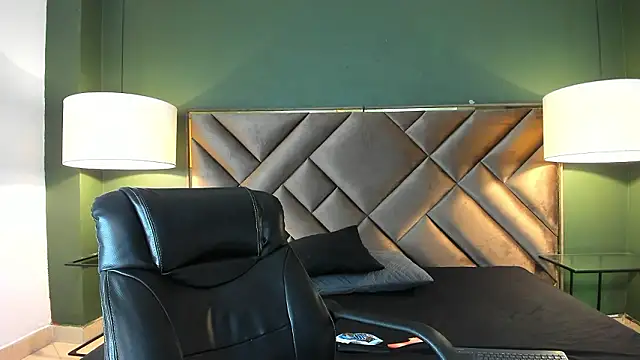 Lean Portman online show from 03.28.26