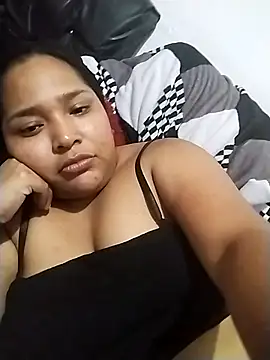 Angelly ricura online show from 11.23.25