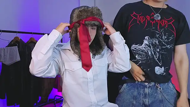 Vamps Lovers online show from 09.13.25