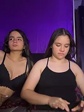 Ashley and Zoe online show from 10.20.25