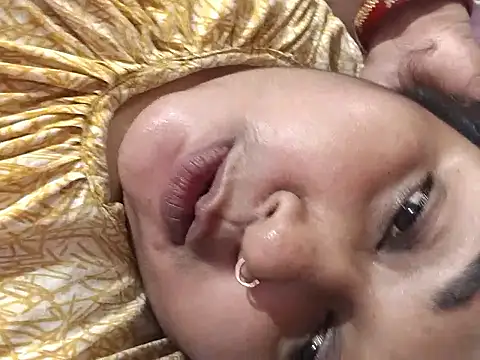 Snapshot of hotbhabhi011 chatting on 09.26.25 hotbhabhi011 online show from 09.26.25