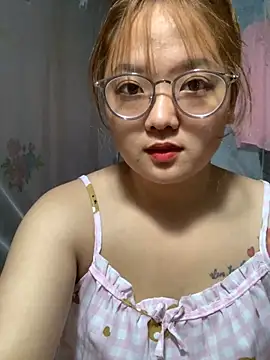 Snapshot of July-y chatting on 10.20.25 July-y online show from 10.20.25