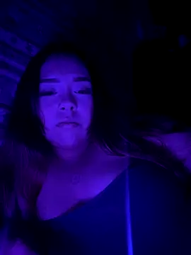 Snapshot of florexi chatting on 11.18.25 florexi online show from 11.18.25