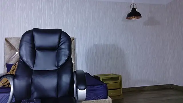 Olivia11  online show from 12.05.25