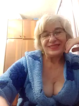 52MiaLove02 online show from 12.13.25