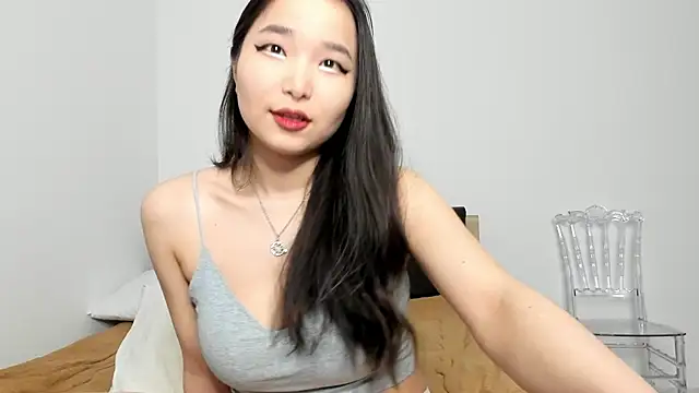 Soyun Mia online show from 04.08.26