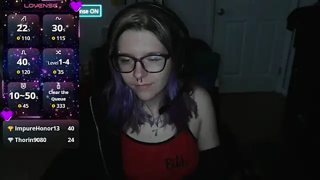 Snapshot of x3raven chatting on 09.20.25 x3raven online show from 09.20.25