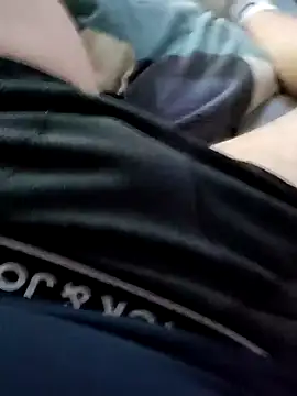 Snapshot of boxerundsocken91 chatting on 09.28.25 boxerundsocken91 online show from 09.28.25