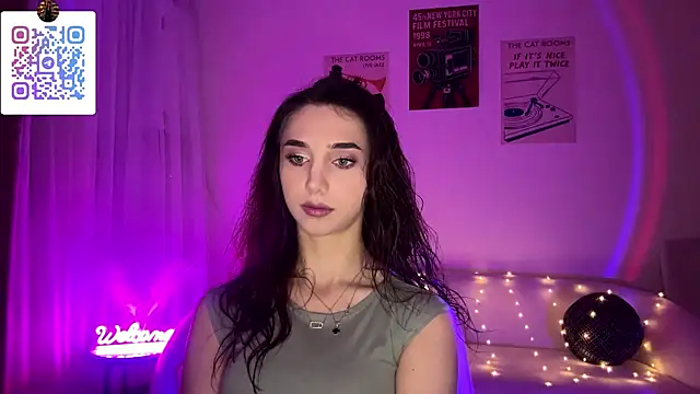 LinaMour online show from 03.10.26