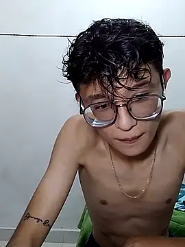 SantiagoRusso18 online show from 01.18.26